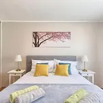 Haus Daniela Mit Ueberdachter Terrasse Und Pool By Interhome Vikendica