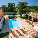 Haus Daniela Mit Ueberdachter Terrasse Und Pool By Interhome