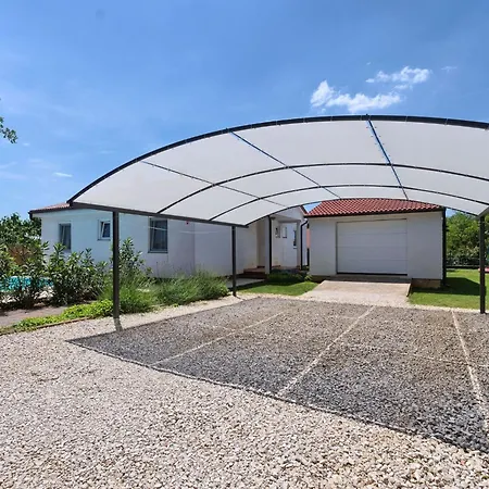 Haus Daniela Mit Ueberdachter Terrasse Und Pool By Interhome * Loborika